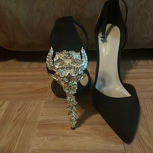 Elegant Black and Gold heels